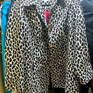 3 Sisters coat